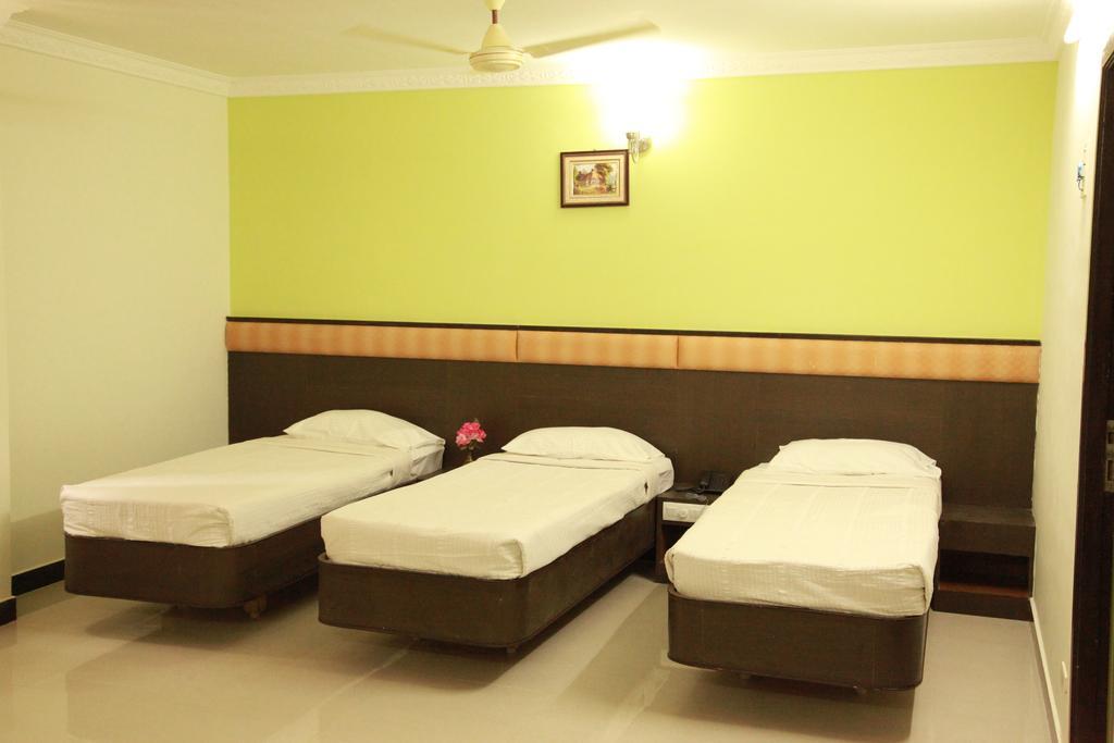 Jeyam Residency, Kumbakonam Hotell Exteriör bild