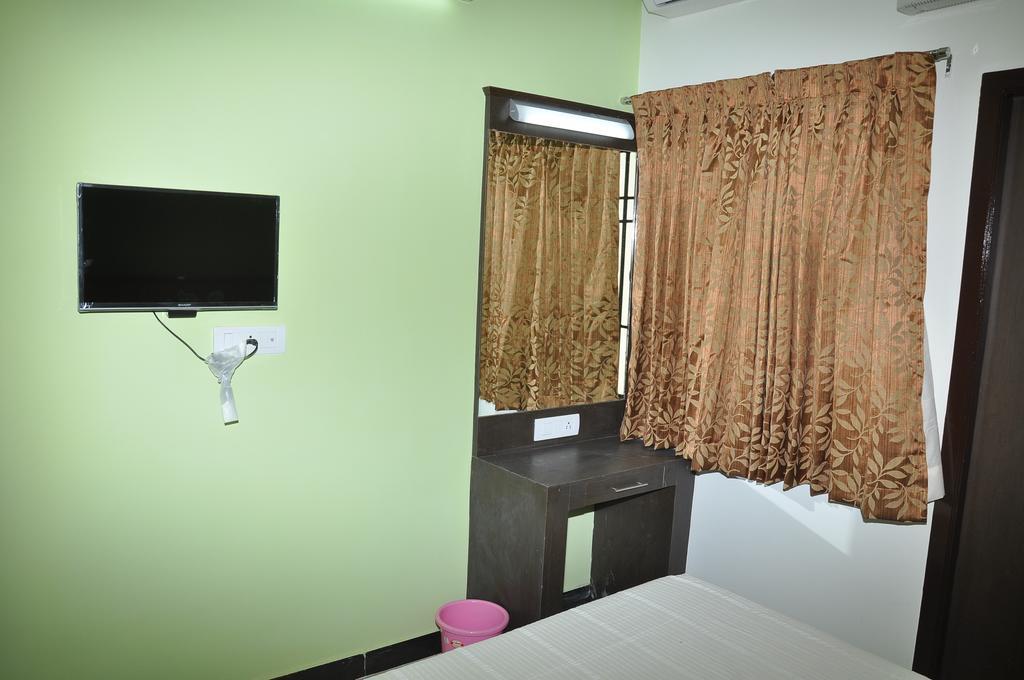 Jeyam Residency, Kumbakonam Hotell Exteriör bild